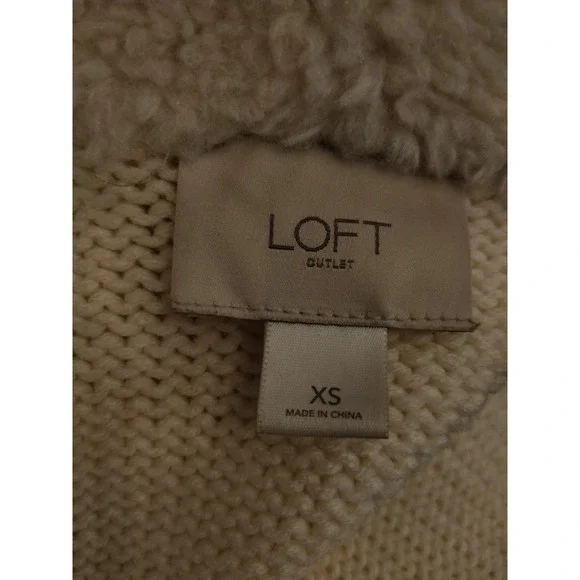 3/$20 LOFT Ivory Cream White Suede Sherpa Open Front Knit Vest Size XS - Picture 7 of 7